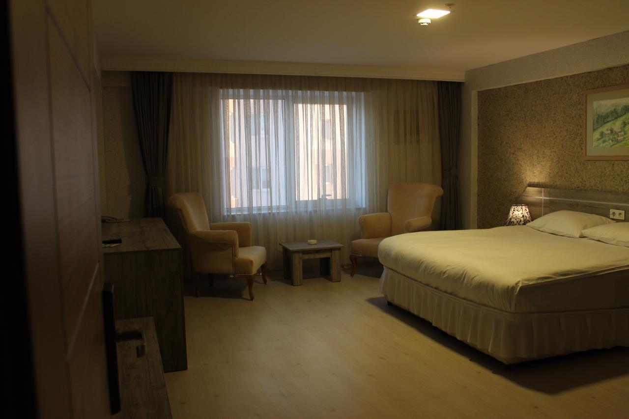 קוטהיה Tavsanli Otel מראה חיצוני תמונה